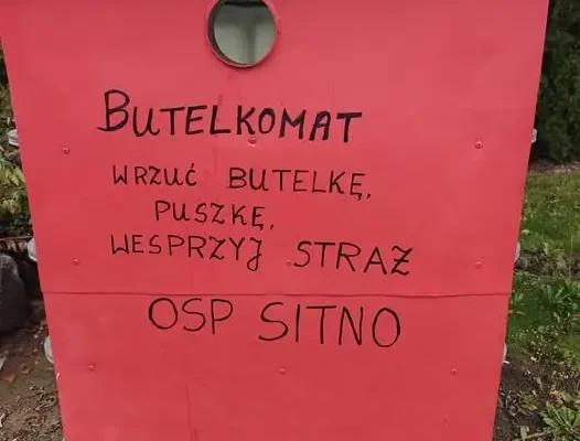 OSP Sitno stawia na ekologię – butelkomat wesprze strażaków
