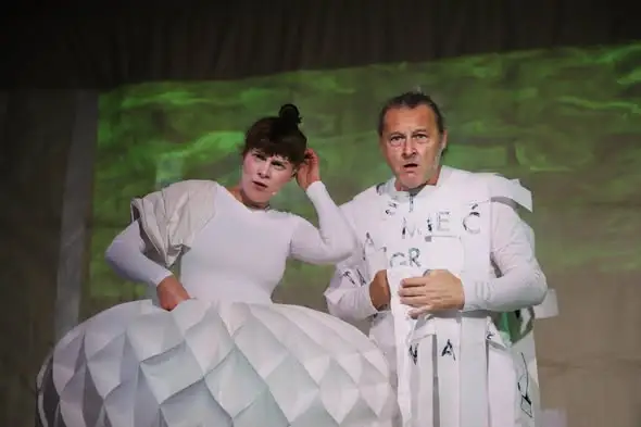 Teatr Lalka z Warszawy zachwycił mieszkańców Radecznicy spektaklem „Wyobraźnia”