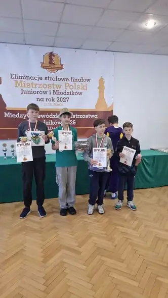 Miłosz Różański z SP3 Zamość awansował do Mistrzostw Polski Juniorów w Szachach