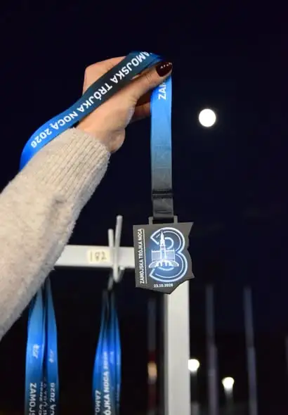 Zamojska Trójka Nocą 2026 – biegacze opanowali park i bieżnię OSiR