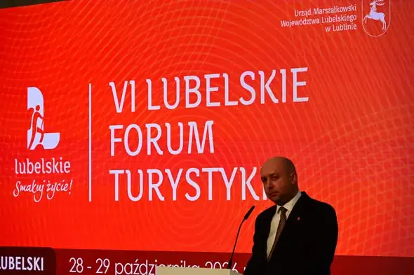 VI Lubelskie Forum Turystyki w Janowie Lubelskim – rowery, Roztocze i AI w branży
